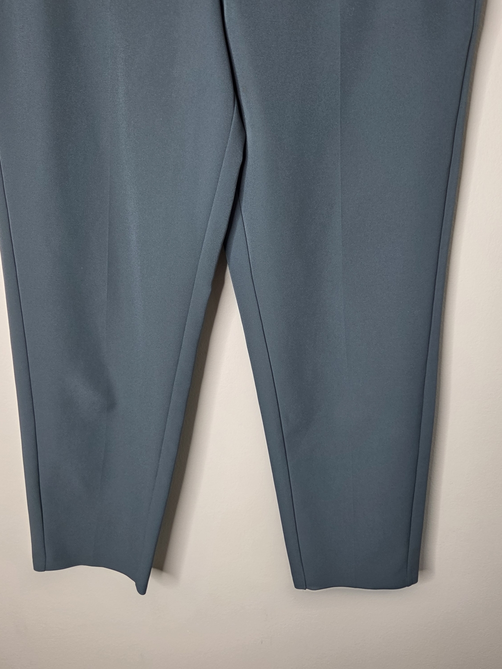 Athleta Endless High Rise Pant In Color Cacti - Picture 5 of 10